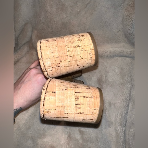 Born womens wedge sandal size 9 - Picture 6 of 7